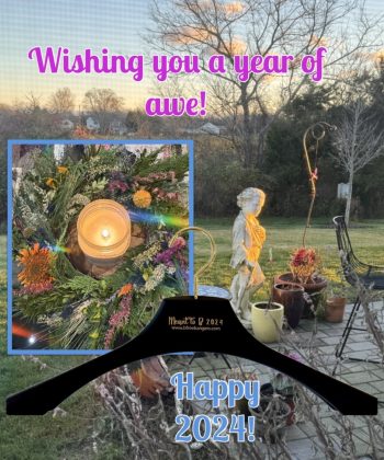 Trending January 2024 Holiday Greeting